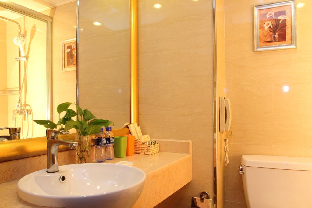 Chong Wen Men Hotel