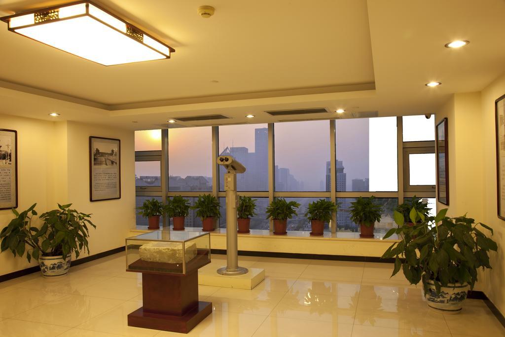 Chong Wen Men Hotel 3*